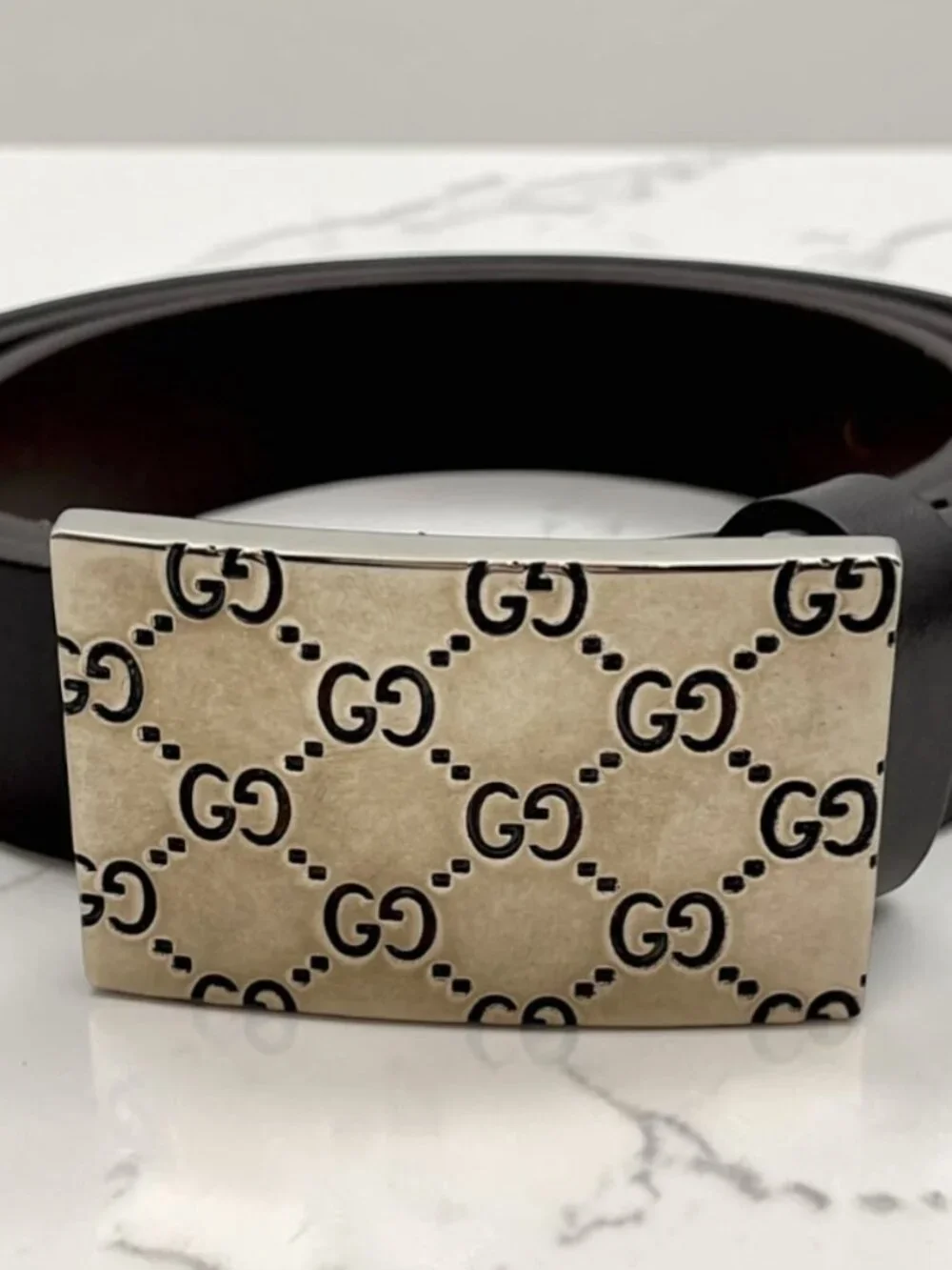 Gucci Black Leather Belt with Silver G-Pattern Buckle